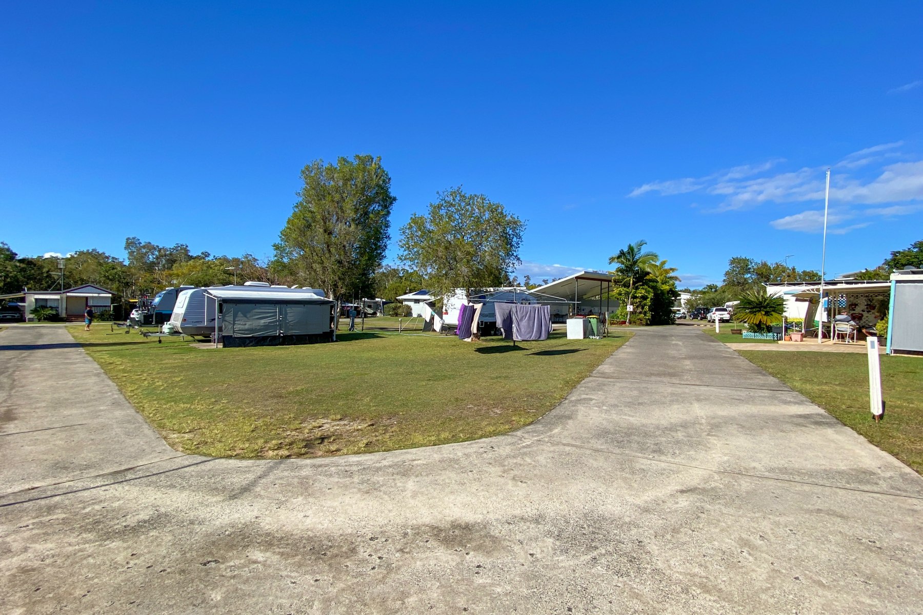 tourist park tin can bay